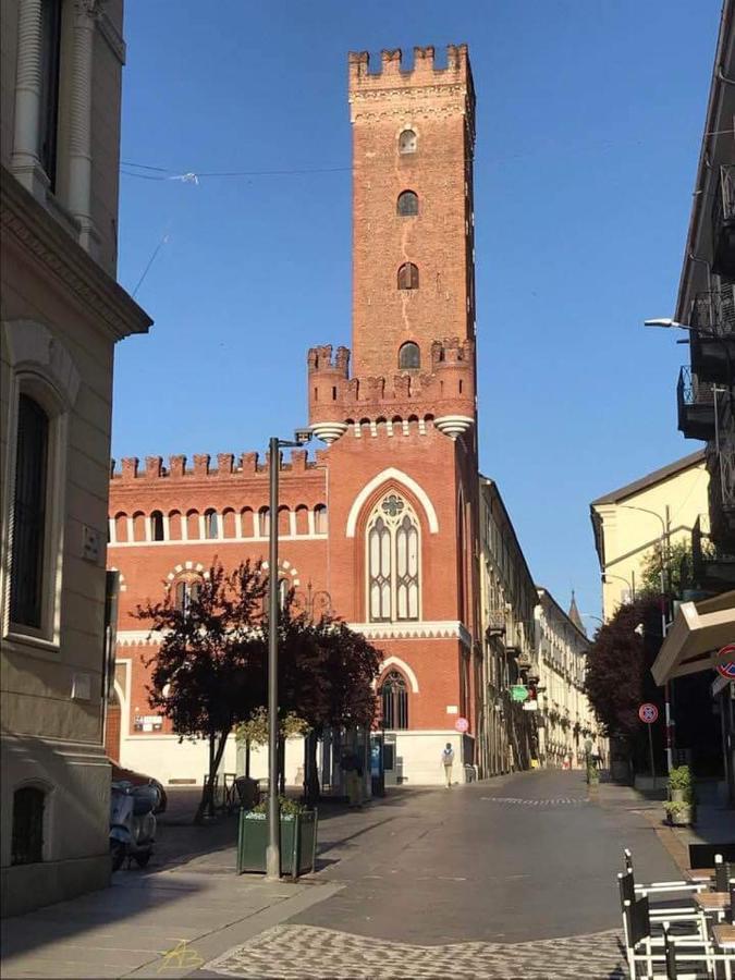 Location Turistic Monolocale Nel Parco Del Santuario Apartman Asti Kültér fotó