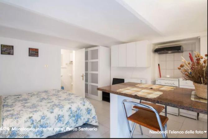 Location Turistic Monolocale Nel Parco Del Santuario Apartman Asti Kültér fotó