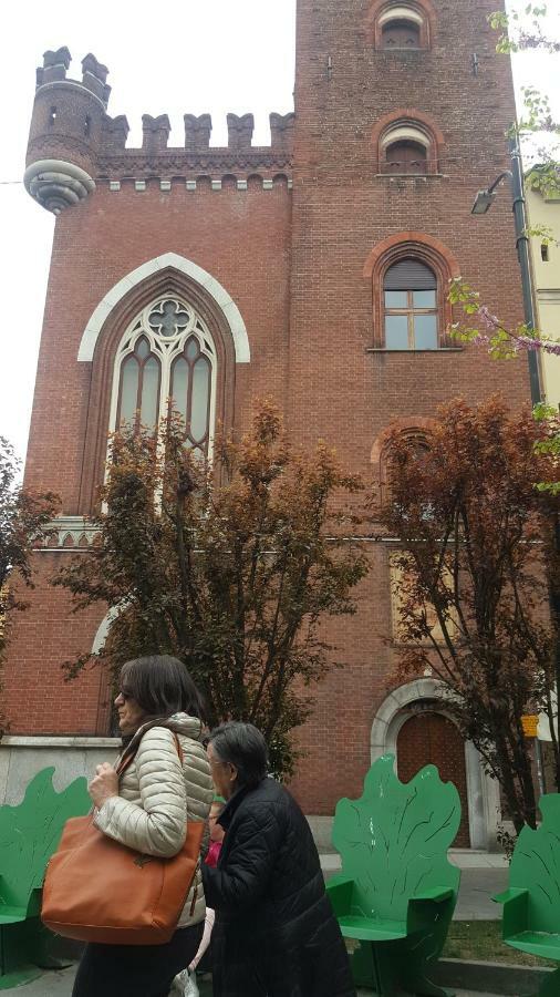 Location Turistic Monolocale Nel Parco Del Santuario Apartman Asti Kültér fotó